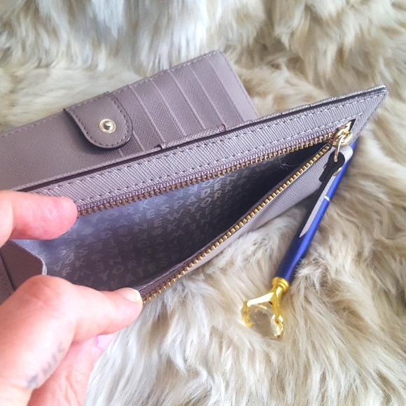 🌙NWOT Kate Spade Bifold Wallet Warm Taupe - Picture 8 of 11
